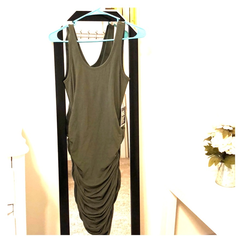 Express 🎈 midi dress